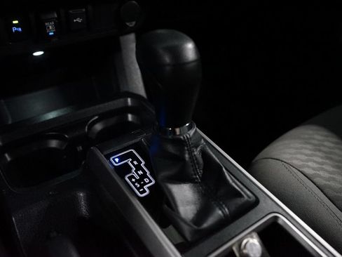 Certified 2023 Toyota Tacoma SR5 AWD/4WD image 24