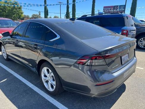 Used 2025 Honda Accord LX image 7