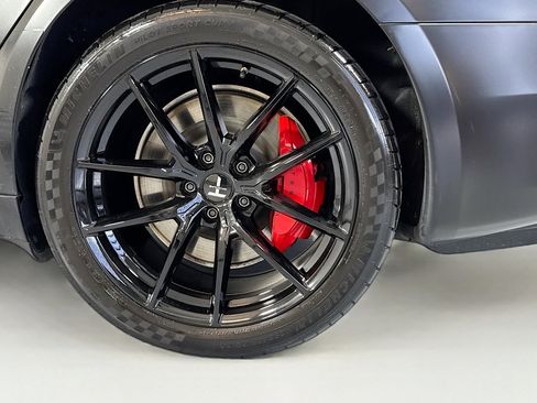 Used 2023 Tesla Model S Plaid image 28