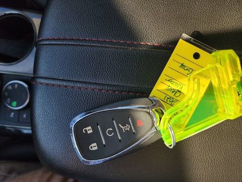 Used 2021 Chevrolet Blazer RS w/ Enhanced Convenience Package image 32