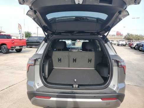 New 2026 Chevrolet Equinox LT FWD image 13