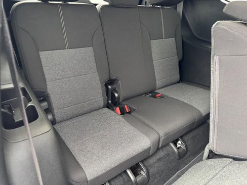 New 2026 GMC Acadia Elevation image 8