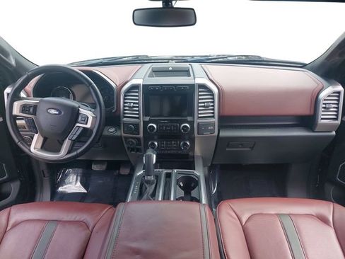 Certified 2019 Ford F150 Platinum w/ Equipment Group 701A Luxury image 9