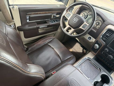 Used 2016 RAM 1500 Laramie Longhorn w/ Convenience Group AWD/4WD image 9