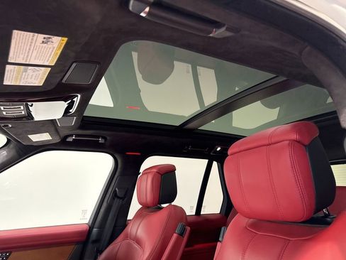 Used 2019 Land Rover Range Rover Autobiography AWD/4WD image 13