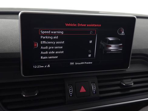 Used 2018 Audi Q5 2.0T Premium Plus w/ Premium Plus Package AWD/4WD image 24