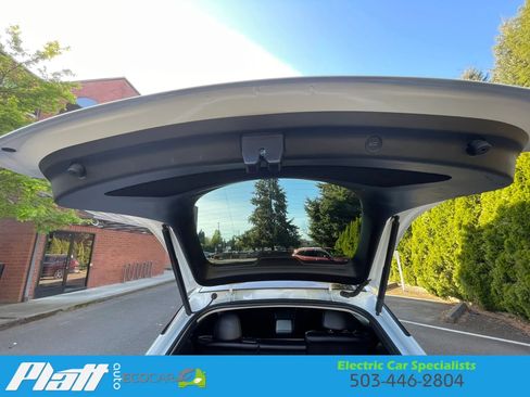 Used 2022 Tesla Model Y Performance image 54