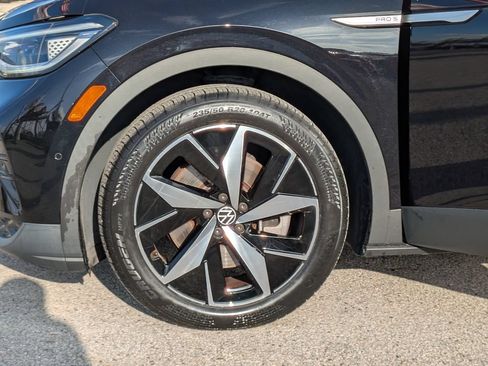 Certified 2023 Volkswagen ID.4 Pro RWD image 31