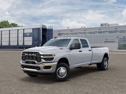 New 2026 RAM 3500 Tradesman AWD/4WD image 2