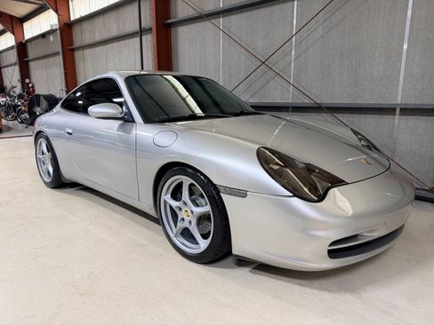 Used 2002 Porsche 911 Carrera image 14