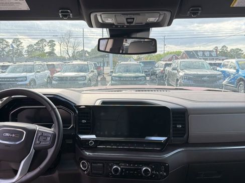 Used 2025 GMC Sierra 1500 SLT w/ SLT Premium Package image 5