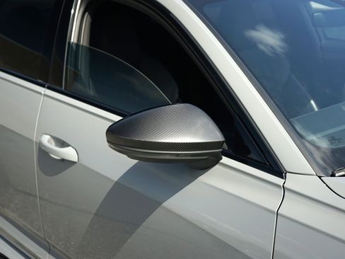 Used 2022 Audi RS 6 AWD/4WD image 5