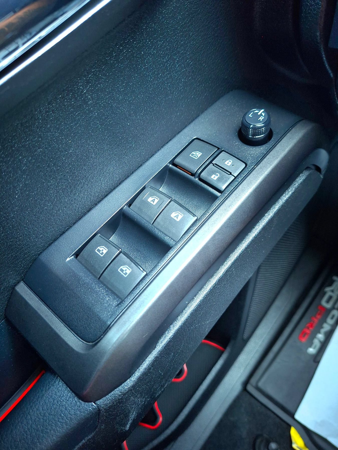 Used 2021 Toyota Tacoma TRD Pro AWD/4WD image 35