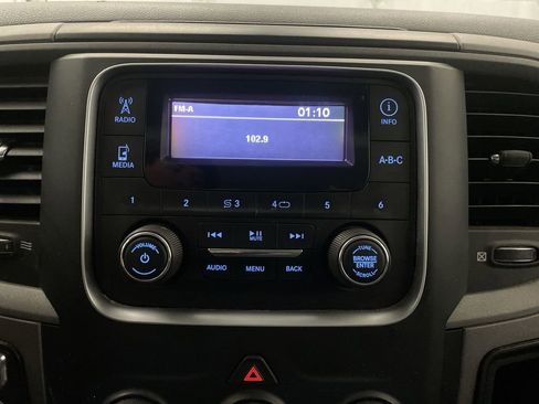 Used 2018 RAM 1500 Tradesman AWD/4WD image 7