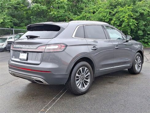 Certified 2022 Lincoln Nautilus Reserve image 7