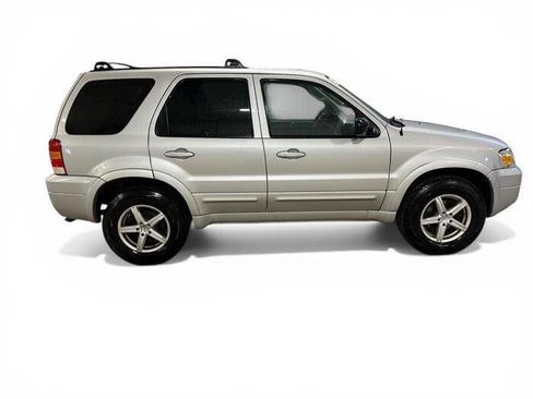 Used 2006 Ford Escape Limited image 7
