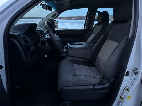 Used 2014 Toyota Tundra SR image 11