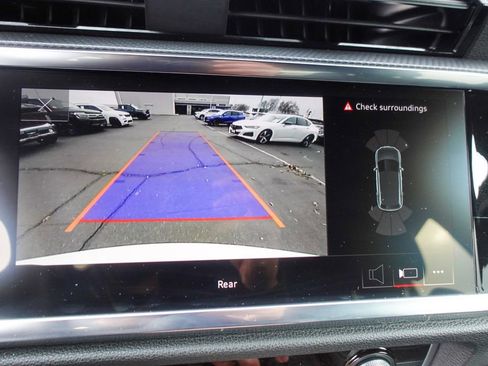 Used 2025 Audi Q3 2.0T Premium w/ Convenience Package image 16