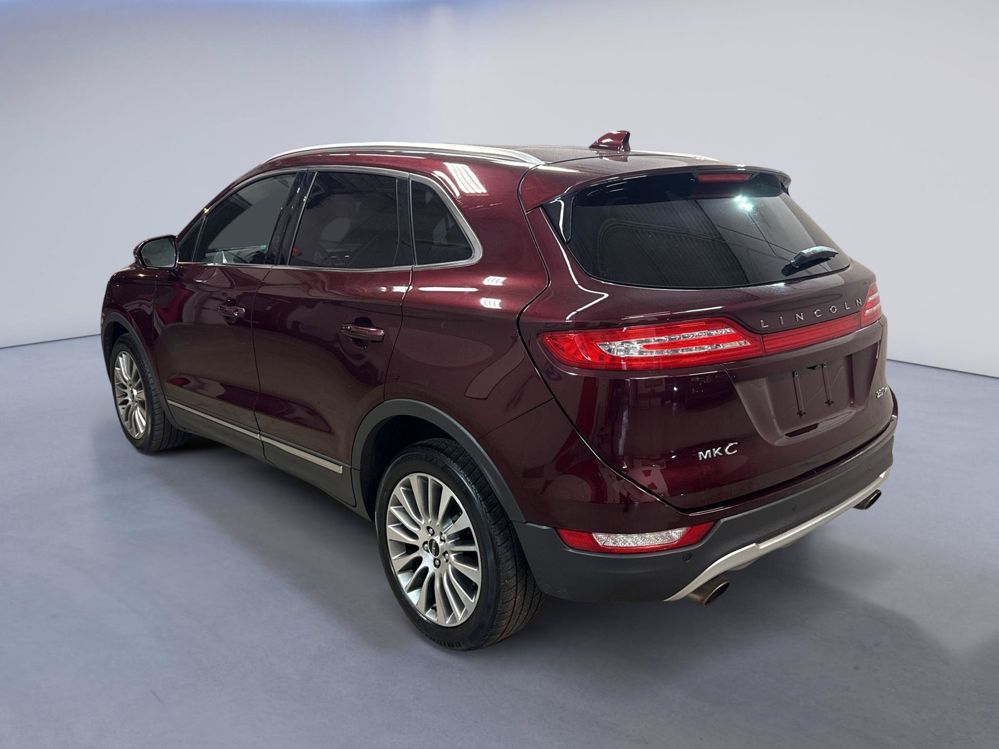 Used 2017 Lincoln MKC Reserve w/ Lincoln MKC Climate Package AWD/4WD image 5