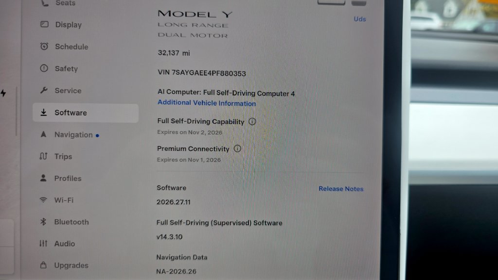 Used 2023 Tesla Model Y Long Range AWD/4WD image 16