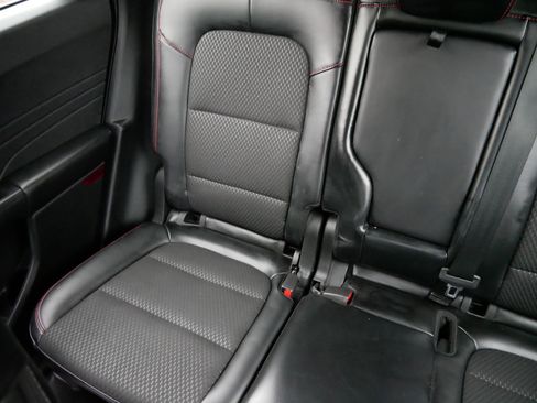 Used 2023 Ford Escape ST-Line image 12