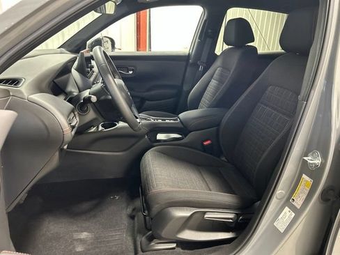 Used 2025 Honda HR-V Sport image 15