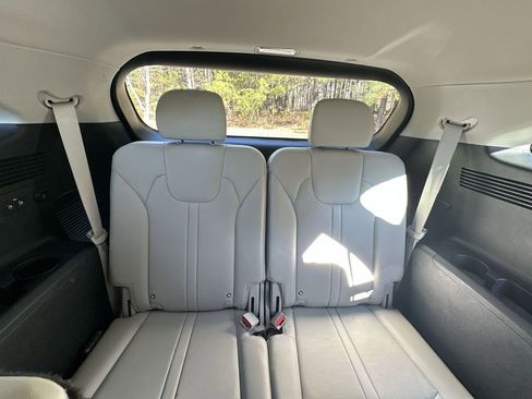 Used 2025 Kia Sorento S w/ Panoramic Sunroof Package image 27