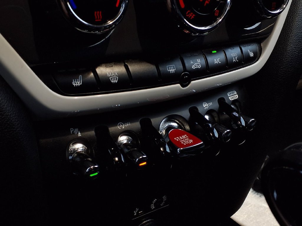 Used 2018 MINI Cooper Countryman S FWD image 12