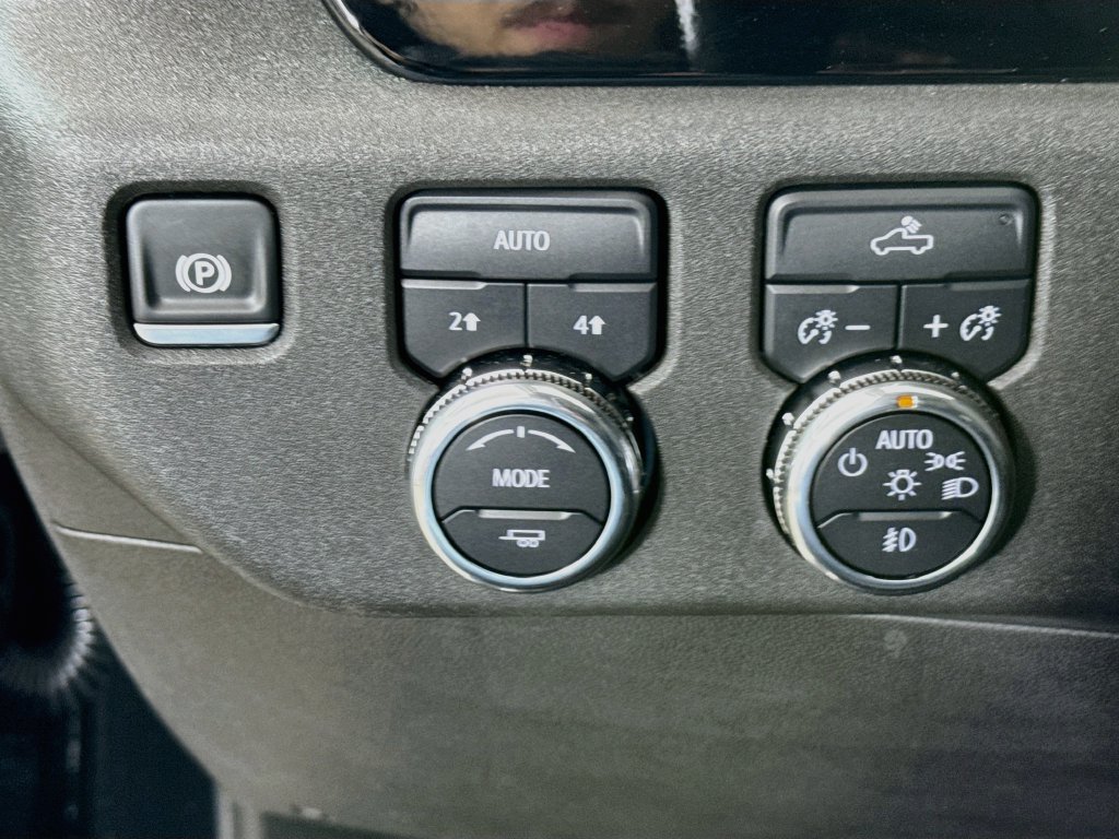 Used 2025 GMC Sierra 1500 Elevation AWD/4WD image 10