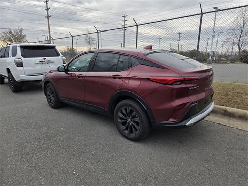 Used 2025 Buick Envista Sport Touring w/ Convenience I Package image 4