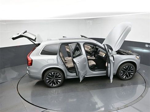 New 2026 Volvo XC90 B6 Plus w/ Protection Package Premier image 51