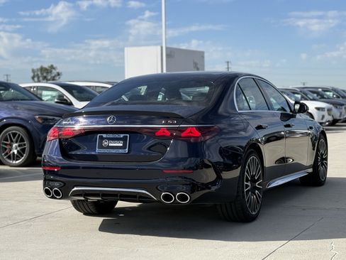 New 2026 Mercedes-Benz E 53 AMG e 4MATIC Sedan image 11