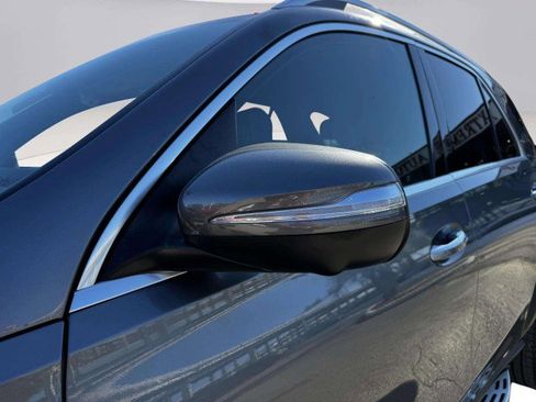 Used 2022 Mercedes-Benz GLE 350 w/ Premium Package image 13