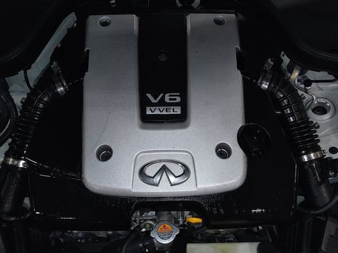 Used 2014 INFINITI Q60 Journey w/ Premium Package image 30