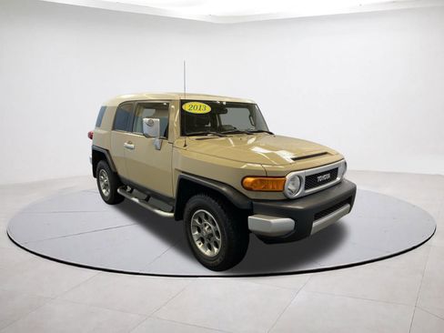 Used 2013 Toyota FJ Cruiser 4WD image 1