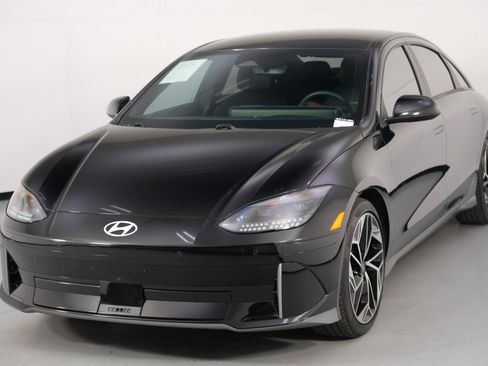 Used 2023 Hyundai Ioniq 6 SEL image 47