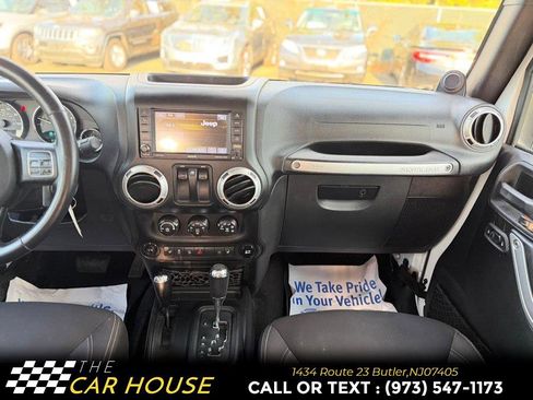 Used 2014 Jeep Wrangler Sahara w/ Dual Top Group AWD/4WD image 22