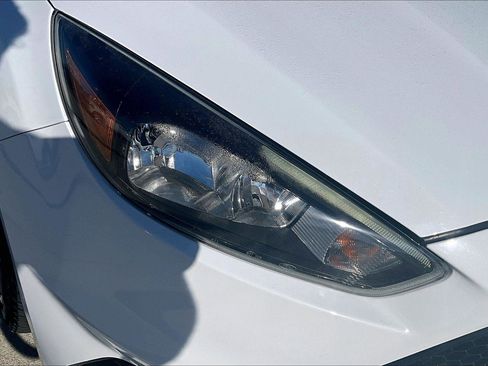 Used 2018 Ford Focus ST FWD image 28