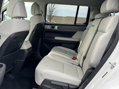 Certified 2025 Hyundai Santa Fe SEL image 10