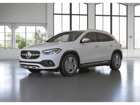 Certified 2023 Mercedes-Benz GLA 250 4MATIC image 40