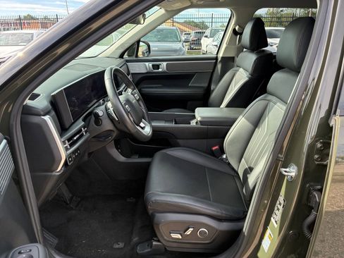 Used 2025 Hyundai Santa Fe SEL AWD/4WD image 23