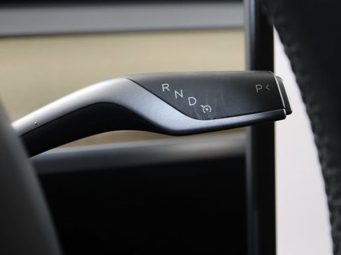 Used 2023 Tesla Model Y Long Range image 7