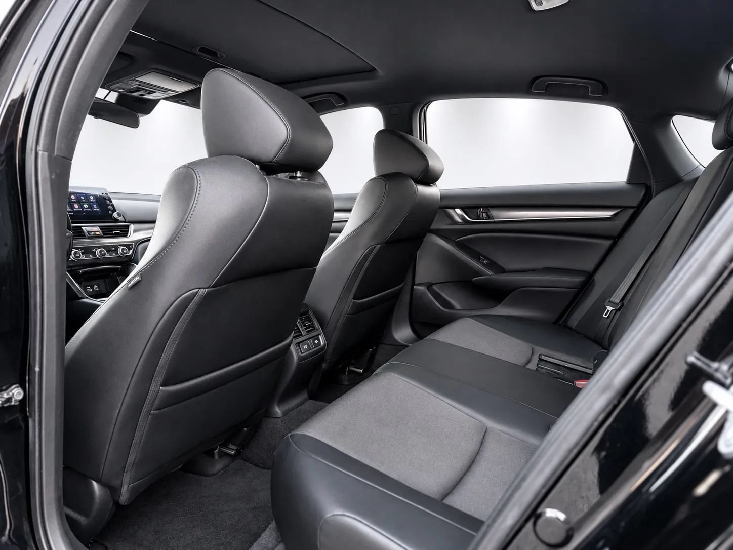 Used 2021 Honda Accord Sport image 16
