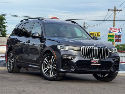 Used 2019 BMW X7 xDrive50i w/ M Sport Package AWD/4WD image 3