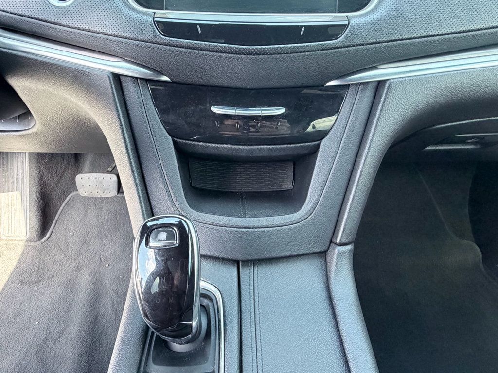 Used 2023 Cadillac XT5 Luxury FWD image 17