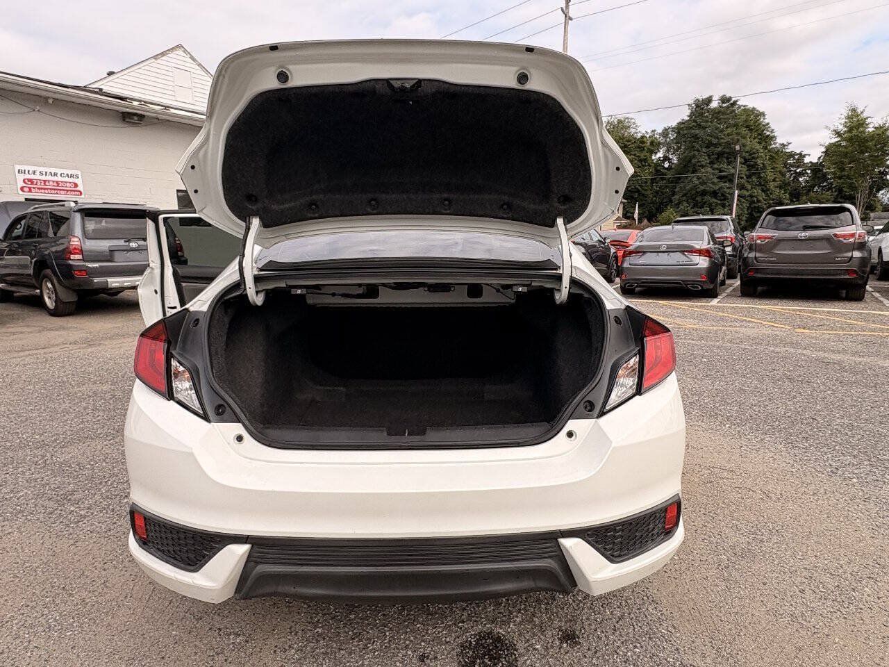 Used 2016 Honda Civic Touring image 28