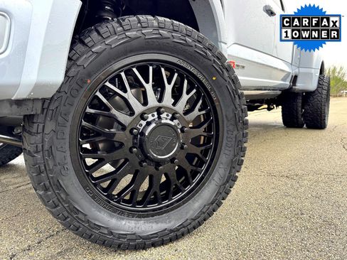 Used 2026 Ford F450 Platinum w/ FX4 Off-Road Package image 2