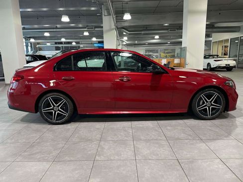 Used 2025 Mercedes-Benz C 300 4MATIC Sedan image 5