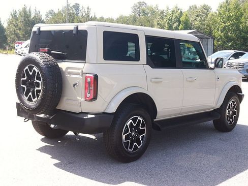 Used 2025 Ford Bronco Outer Banks AWD/4WD image 7