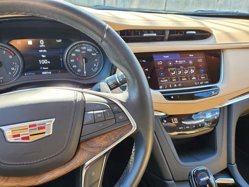 Used 2023 Cadillac XT5 Sportv w/ Platinum Package image 29